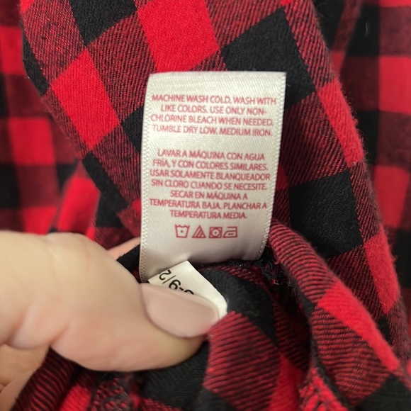 Black Vintage Floral Embroidery Patch Top/ Red & Black Buffalo Plaid Button Up - Picture 7 of 8